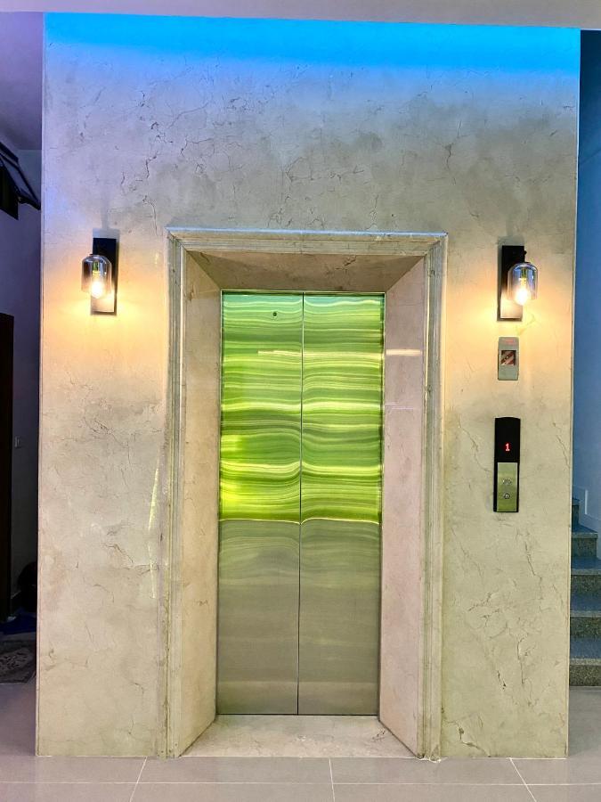 Moonlight Hotel ها لونغ المظهر الخارجي الصورة